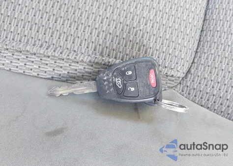 2006 Jeep Commander from USA, damaged, VIN 1J8HG48N46C352326